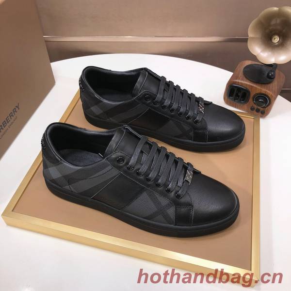 Burberry Shoes BBS00009