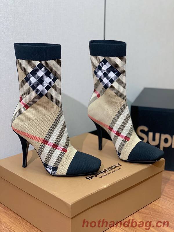 Burberry Shoes BBS00032