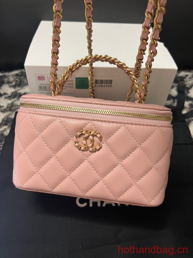 CHANEL CLUTCH WITH CHAIN AP3747 pink