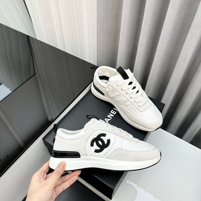 Chanel SNEAKER 93841-2