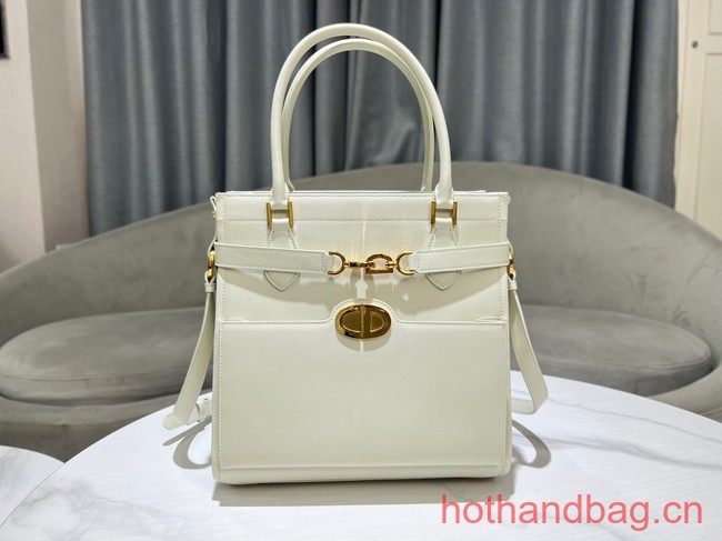 Dior MEDIUM BOSTON BAG Calfskin 8801 white