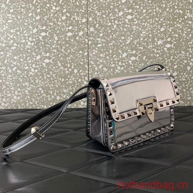 VALENTINO GARAVANI ROCKSTUD23 Small calfskin bag ZS098 silver