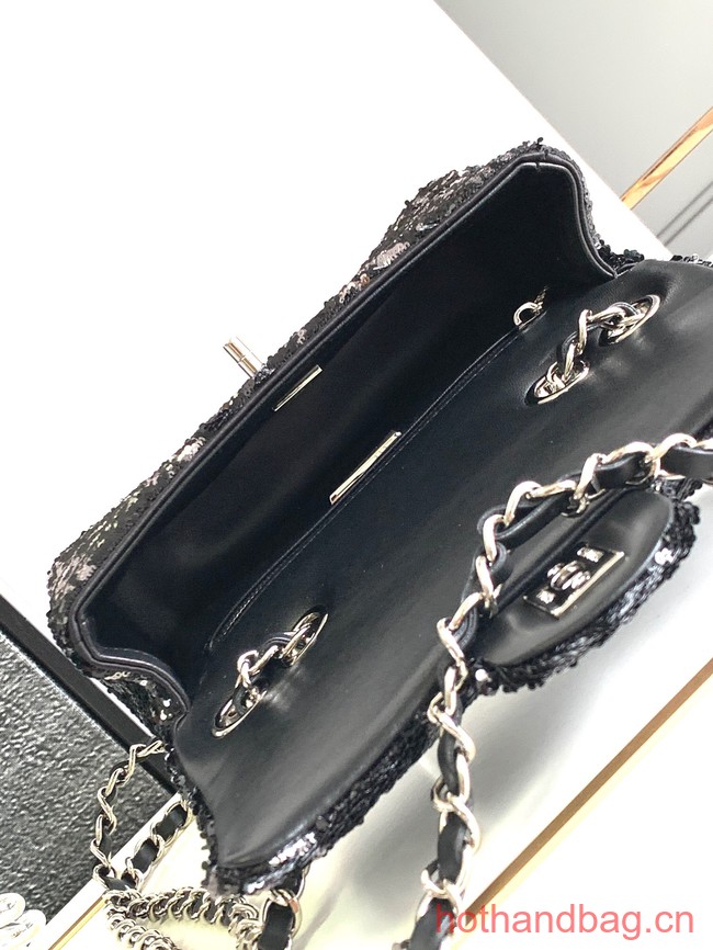 Chanel CLASSIC HANDBAG A01116 black