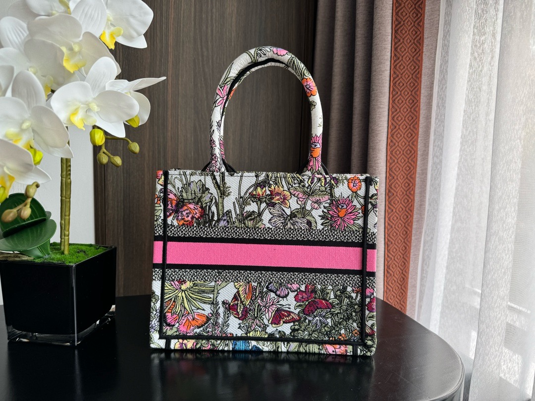 SMALL DIOR BOOK TOTE White Multicolor Mexico Millefiori Embroidery M1296ZRf