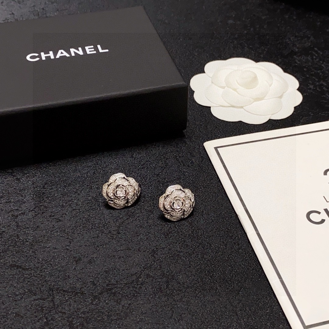 Chanel Earrings CE13327