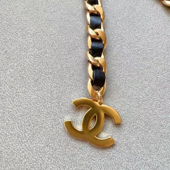 Chanel Chatelaine CE13335