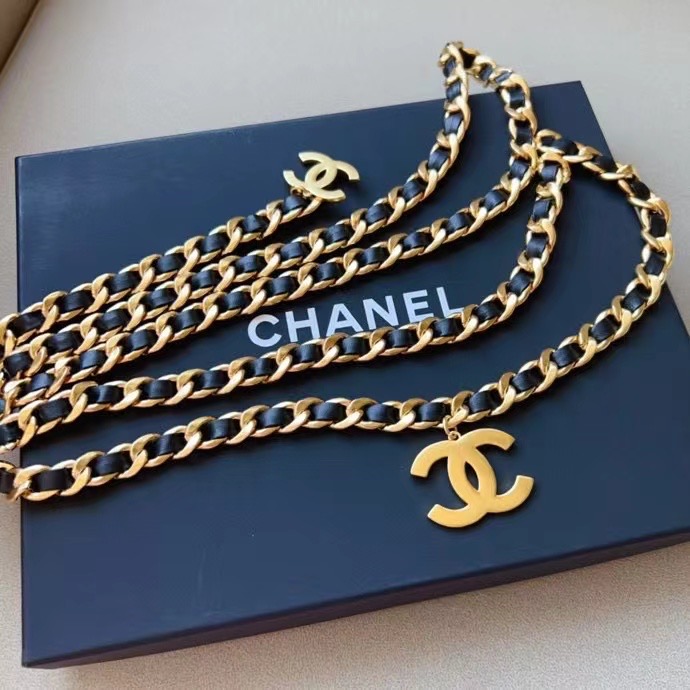 Chanel Chatelaine CE13335