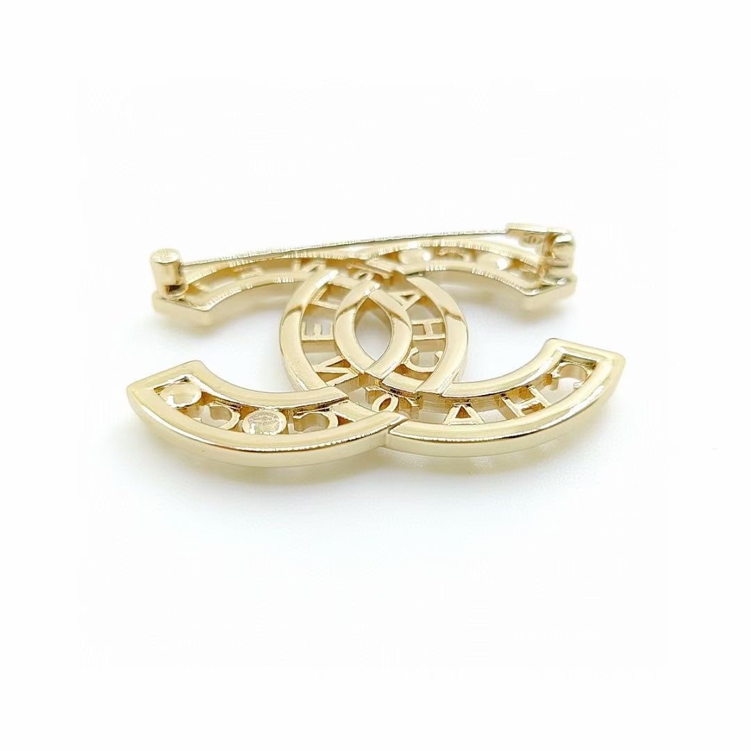 Chanel Brooch CE13404