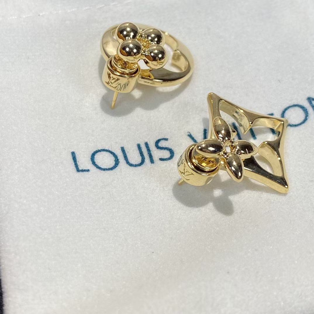 Louis Vuitton Earrings CE13440