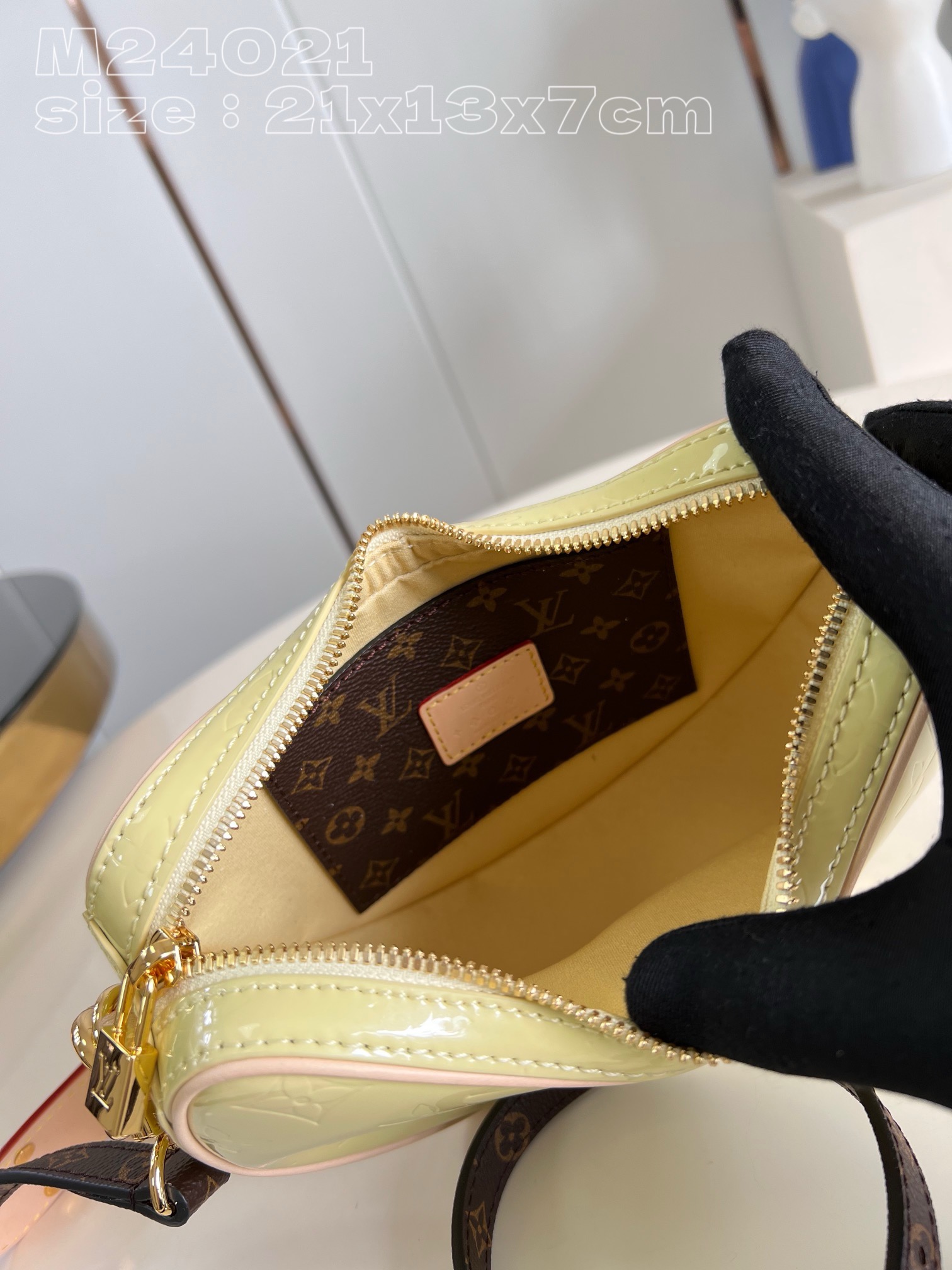 Louis Vuitton Croissant PM M24020 Chic and Yellow