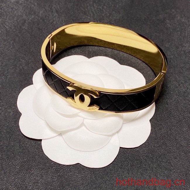 Chanel Bracelet CE13677