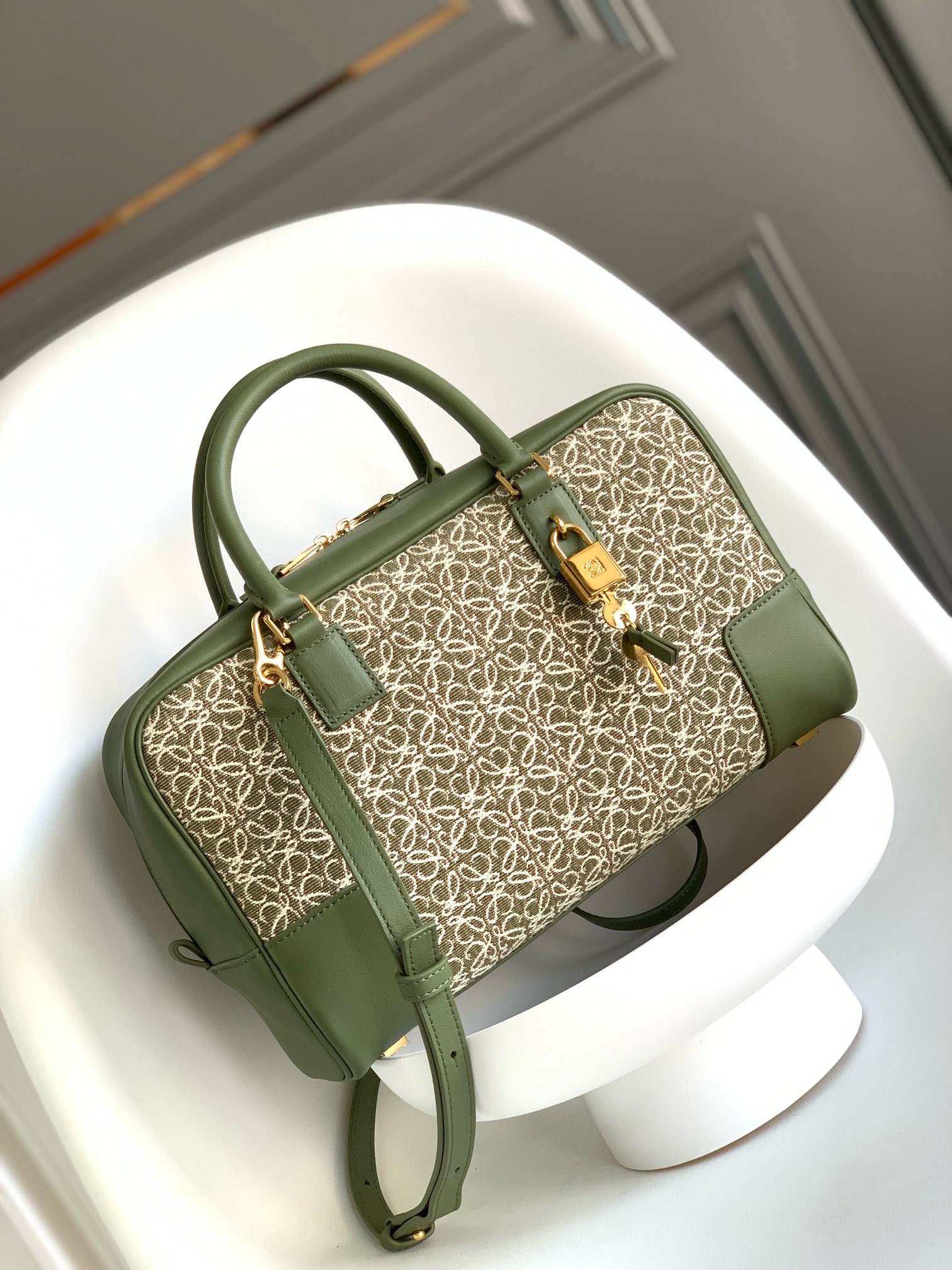 Loewe Original Leather tote 652388 Dark Green