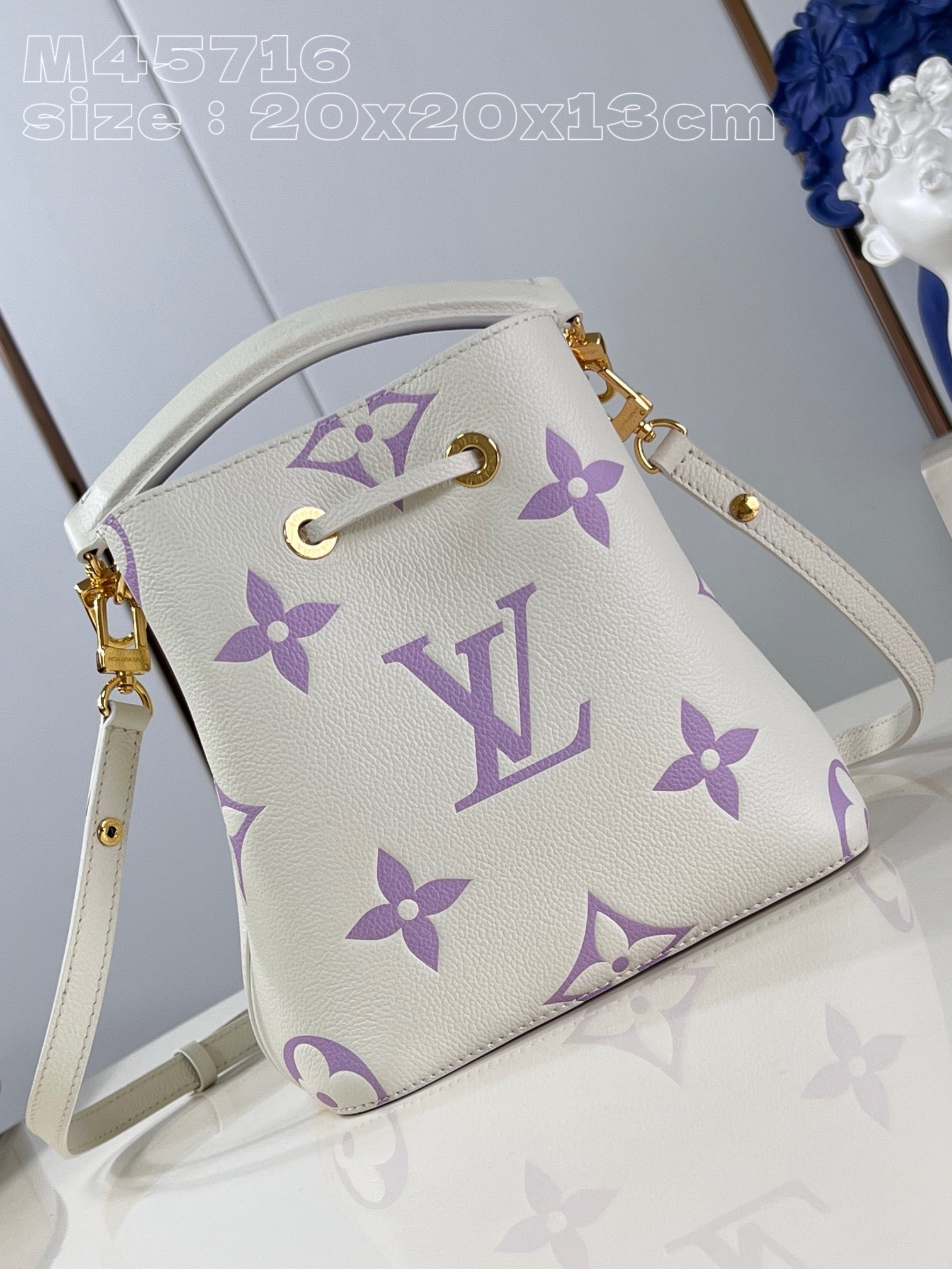 Louis Vuitton Noe Neonoe BB M22599 Latte White & Bubble Tea Mauve