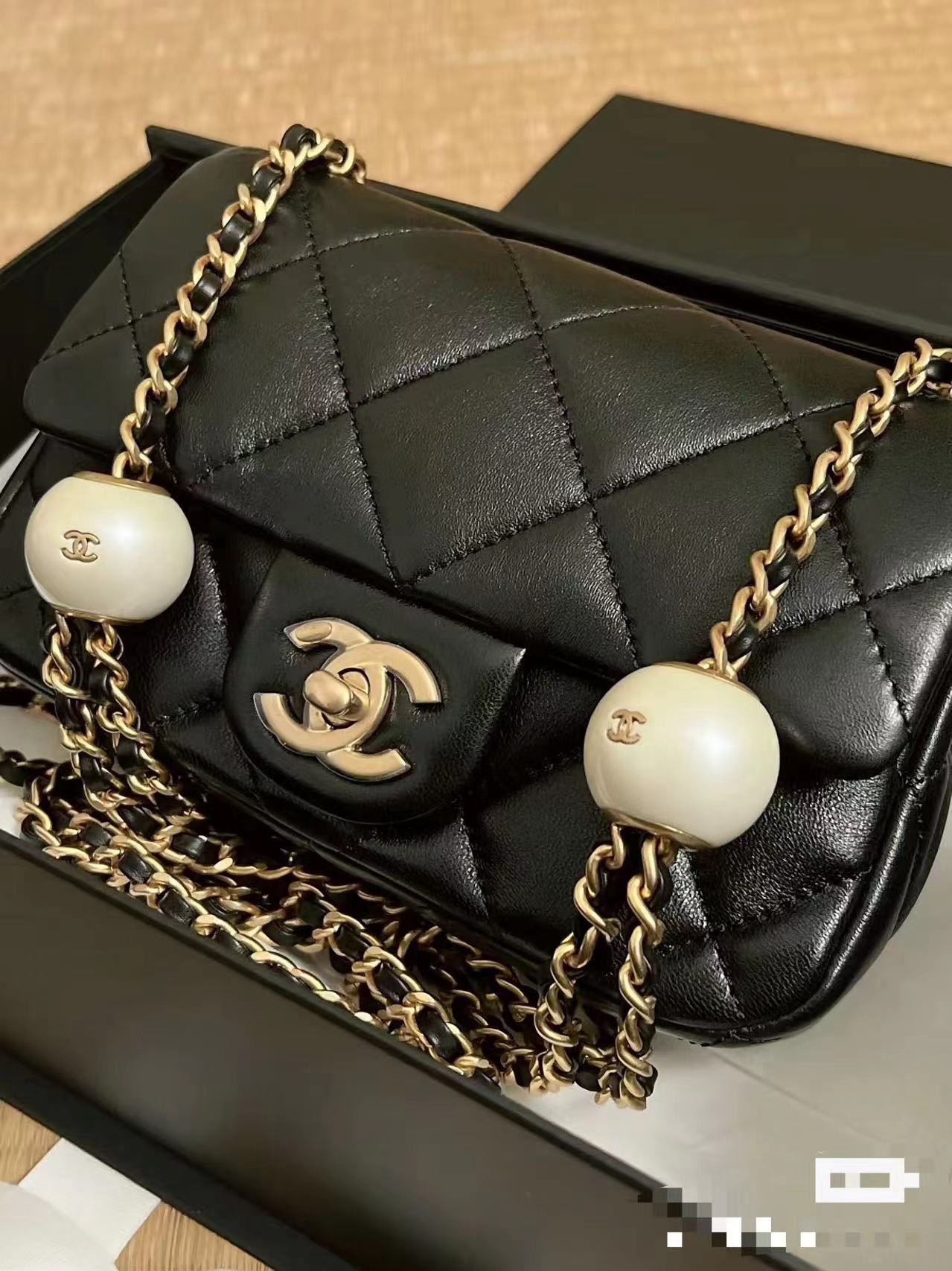 CHANEL MINI FLAP BAG AS4868 black