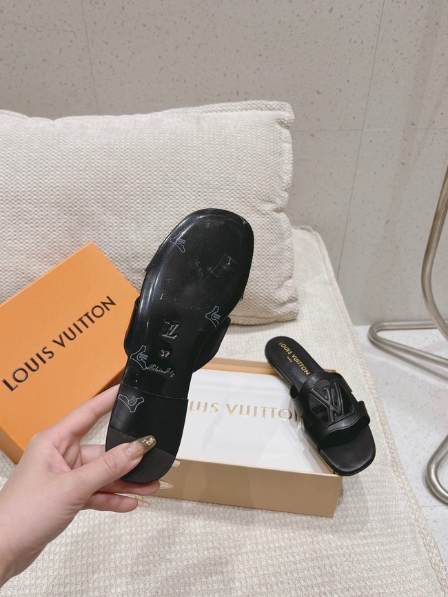 Louis Vuitton Slippers 36628-9