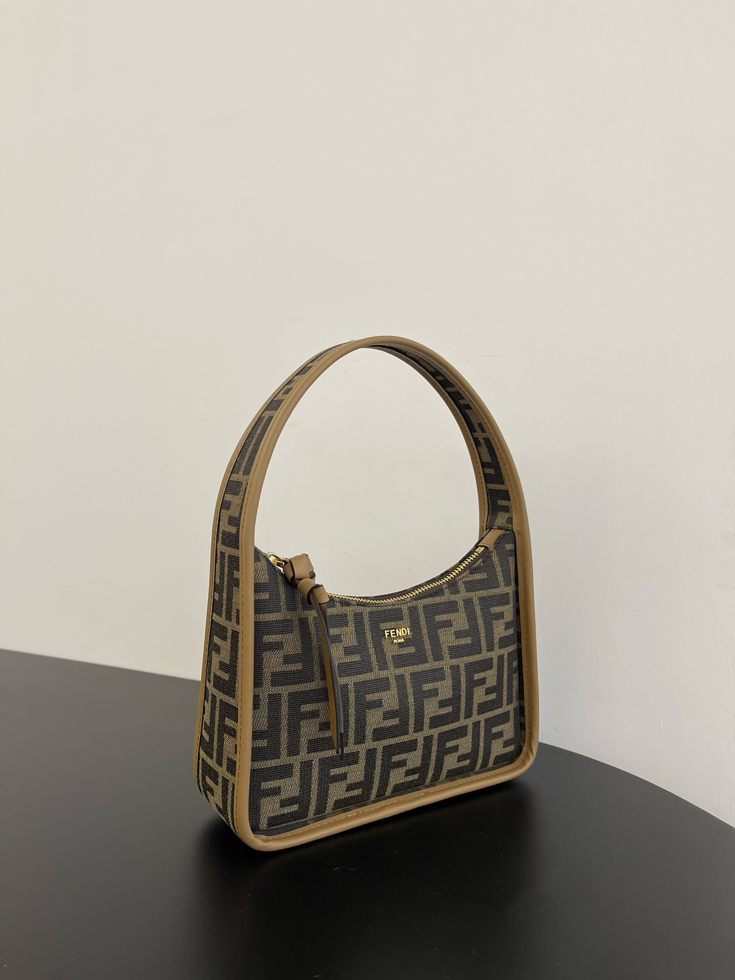 Fendi FF jacquard fabric bag F83283 brown