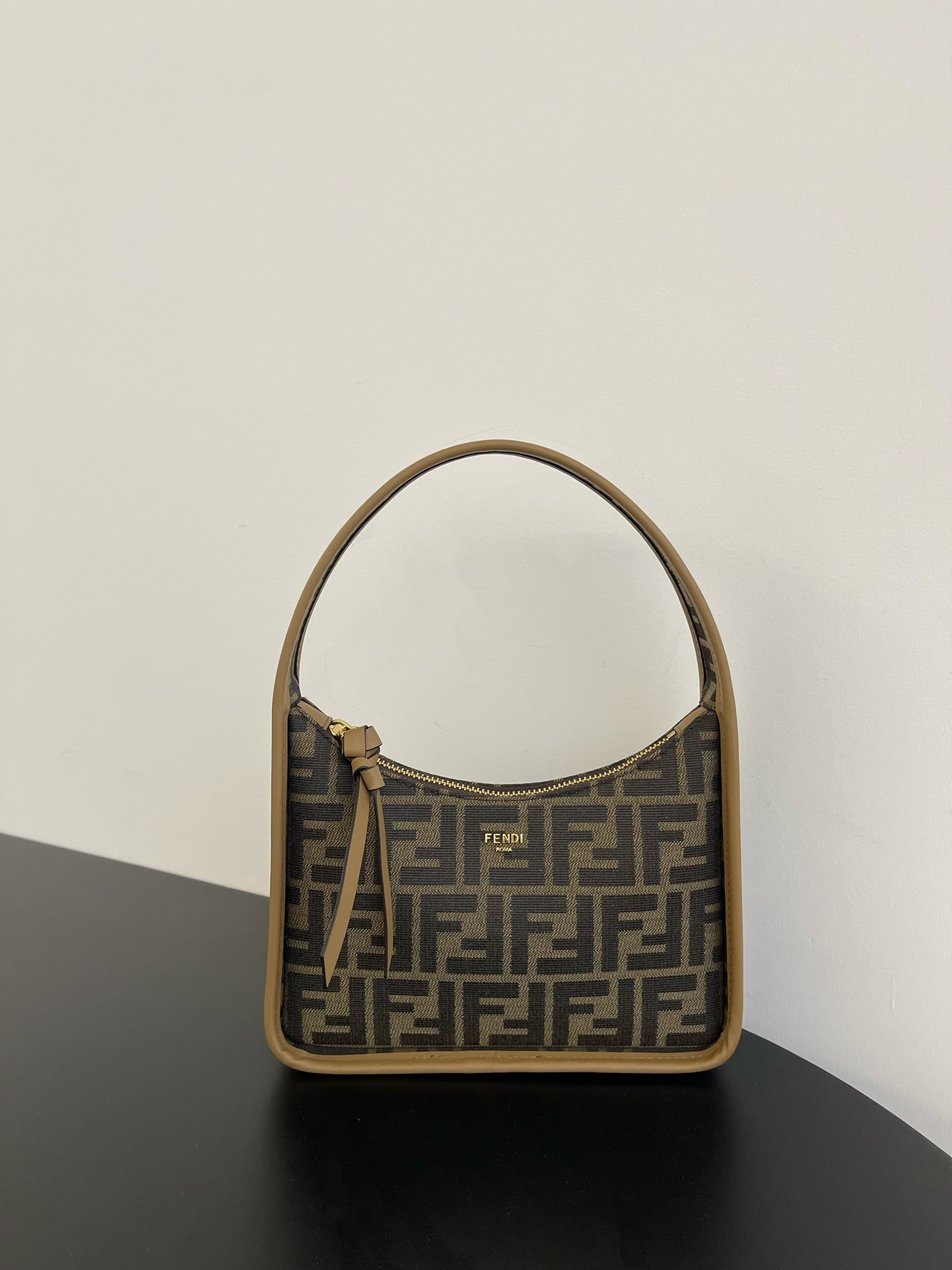 Fendi FF jacquard fabric bag F83283 brown