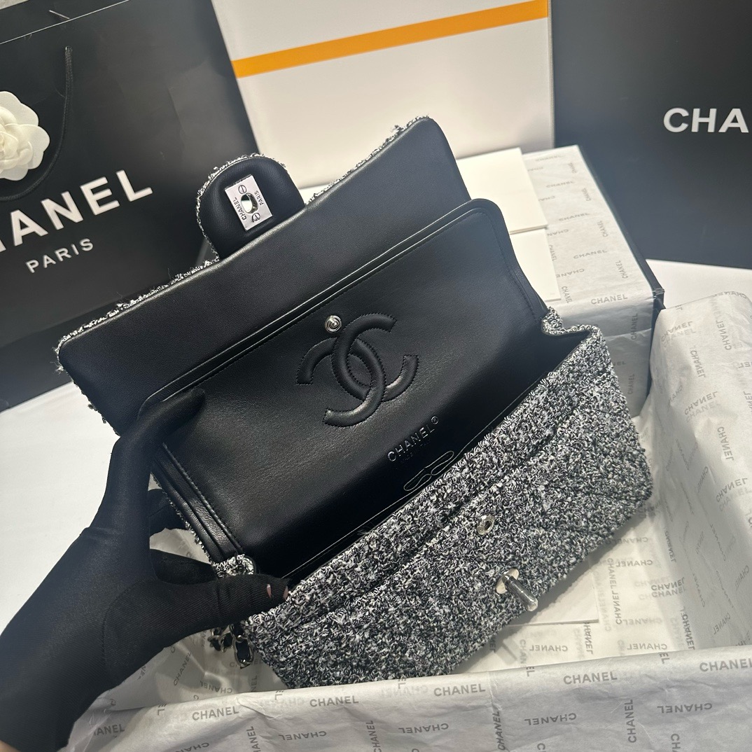 Chanel Tweed CLASSIC HANDBAG A01112 gray