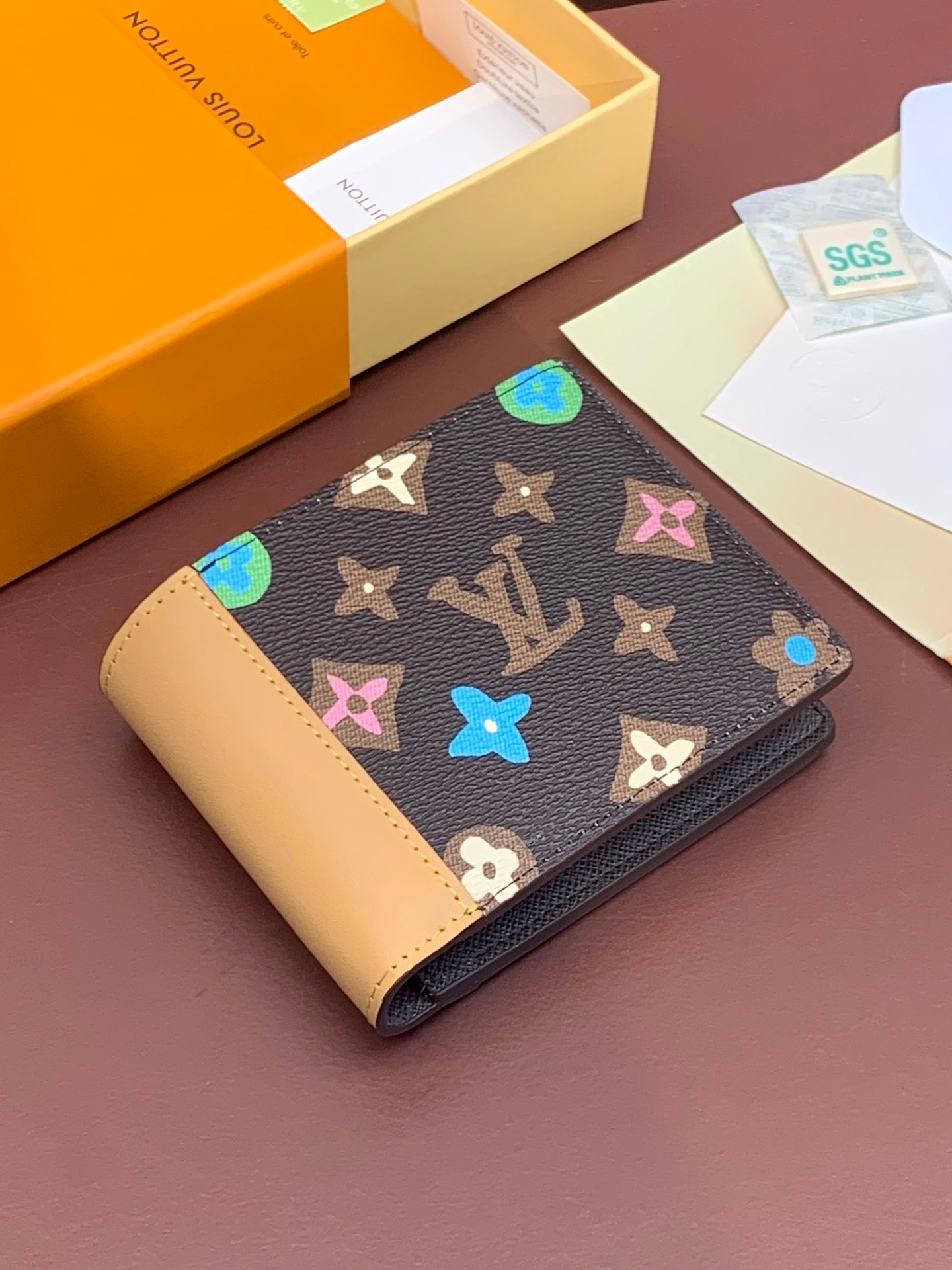 Louis Vuitton Multiple Wallet M83334 Chocolate