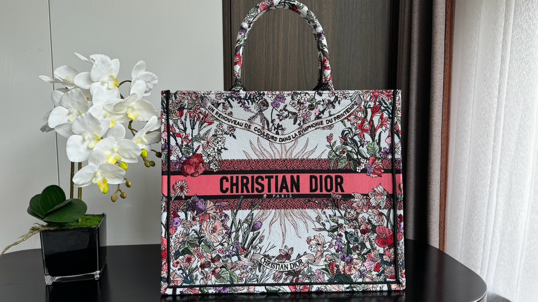 Large Dior Book Tote Ecru Multicolor Dior 4 Saisons Ete Soleil Embroidery M1286ZEBH pink