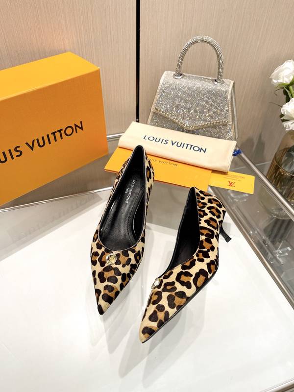 Louis Vuitton Shoes LVS00717 Heel 4CM