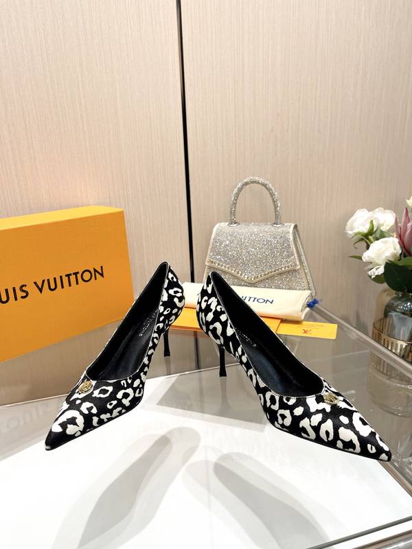 Louis Vuitton Shoes LVS00734 Heel 7CM