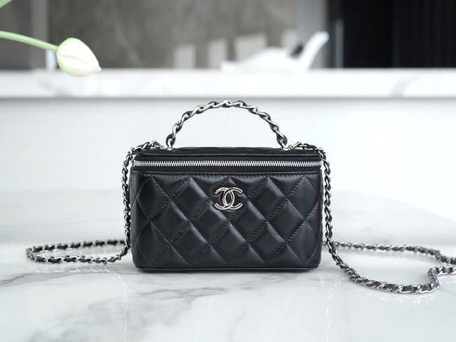 CHANEL 23K CLUTCH WITH CHAIN AP3768 black