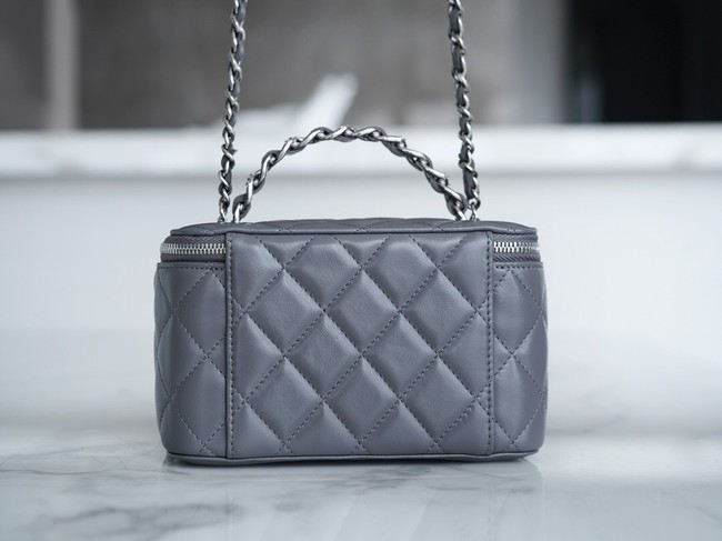 CHANEL 23K CLUTCH WITH CHAIN AP3768 gray