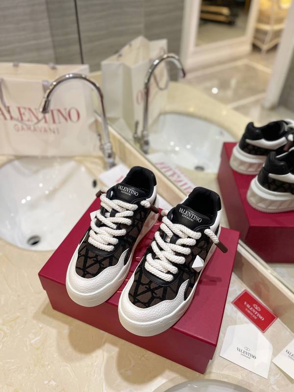 Valentino Couple Shoes VOS00550