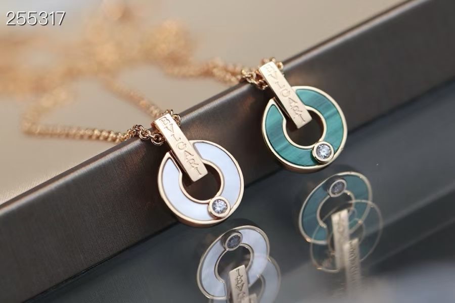 BVLGARI NECKLACE CE14004