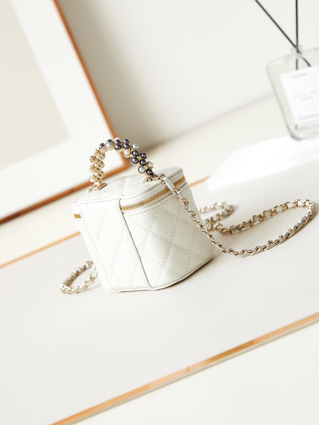 CHANEL NANO CLUTCH WITH CHAIN AS3965 WHITE