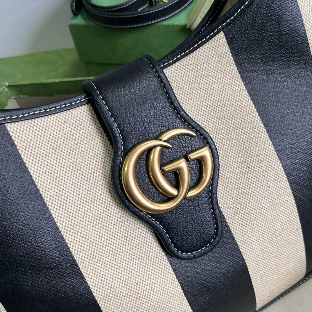 GUCCI JACKIE canvas SHOULDER BAG 726274 White&black