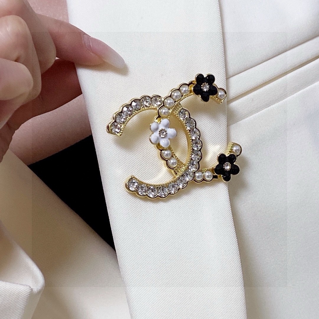 Chanel Brooch CE14121