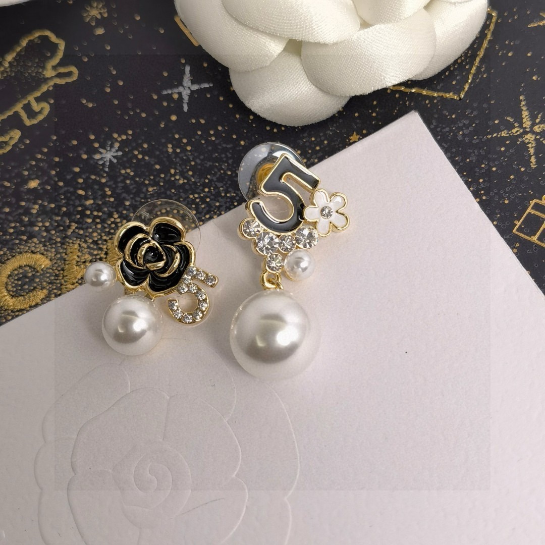 Chanel Earrings CE14120