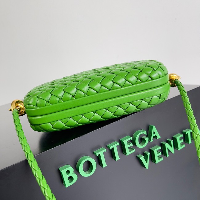 Bottega Veneta Knot With Chain A776662 green