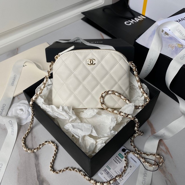 CHANEL CLUTCH WITH CHAIN AP4000 white