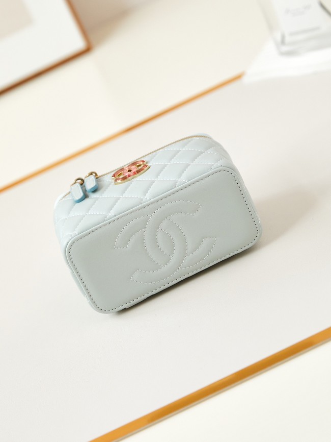 CHANEL MINI CLUTCH WITH CHAIN AP3231 light blue