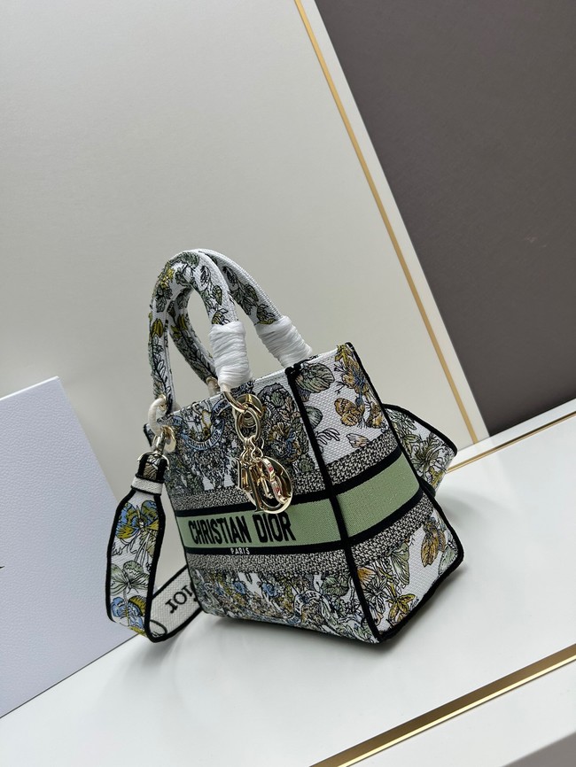 MEDIUM LADY D-LITE BAG White and green Butterfly Around The World Embroidery M0565O