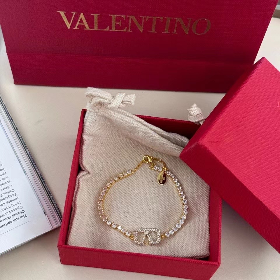 Valentino NECKLACE&Bracelet CE14327