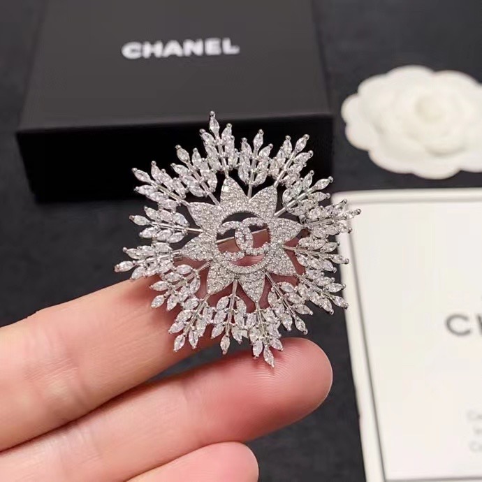 Chanel Brooch CE14401