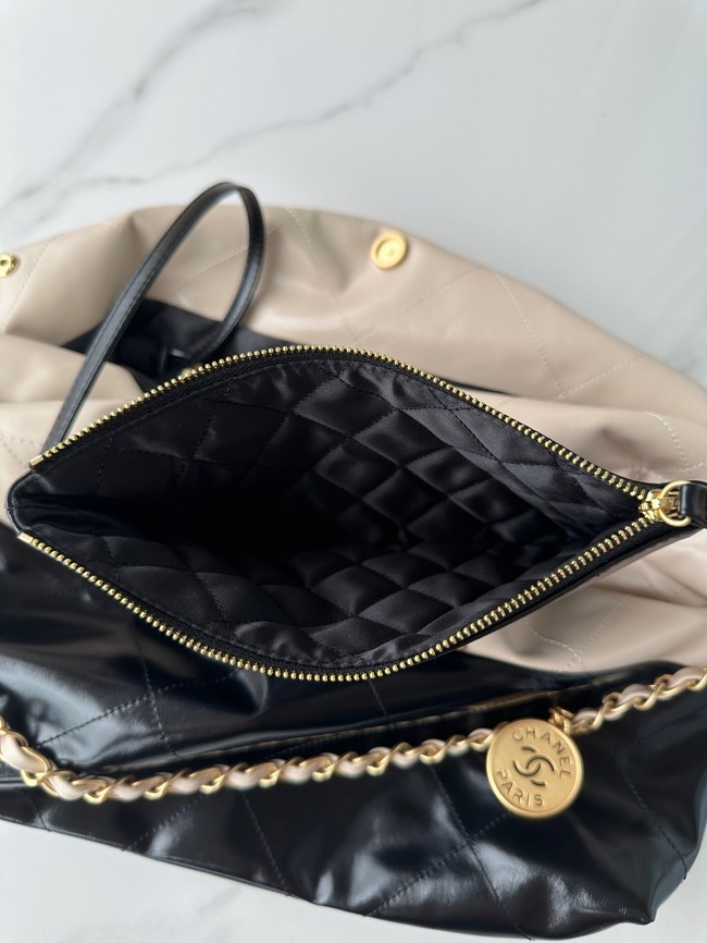 CHANEL 22 HANDBAG AS3260 Apricot & Black