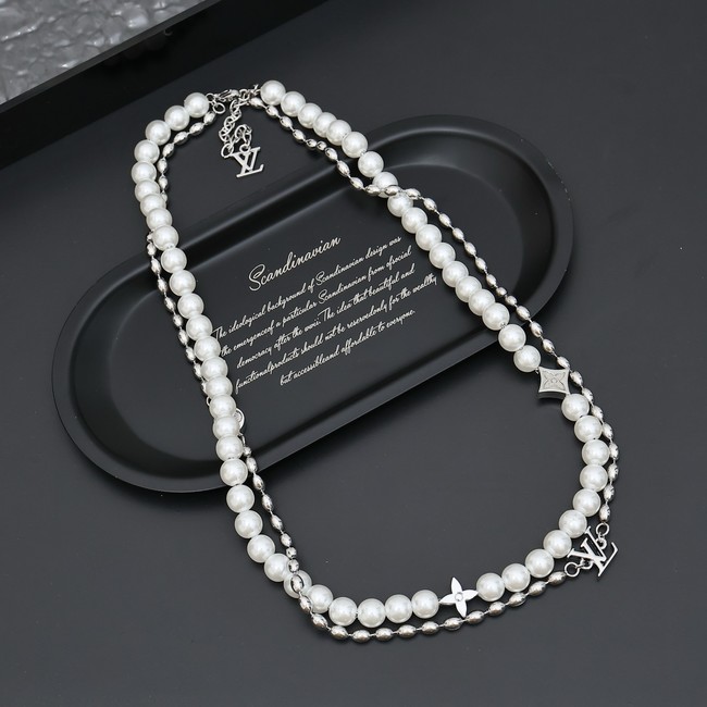 Louis Vuitton NECKLACE CE14469