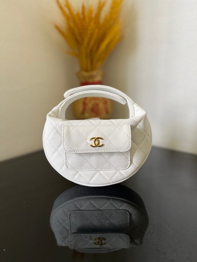 Chanel POUCH Lambskin & Gold-Tone Metal AP3467 white