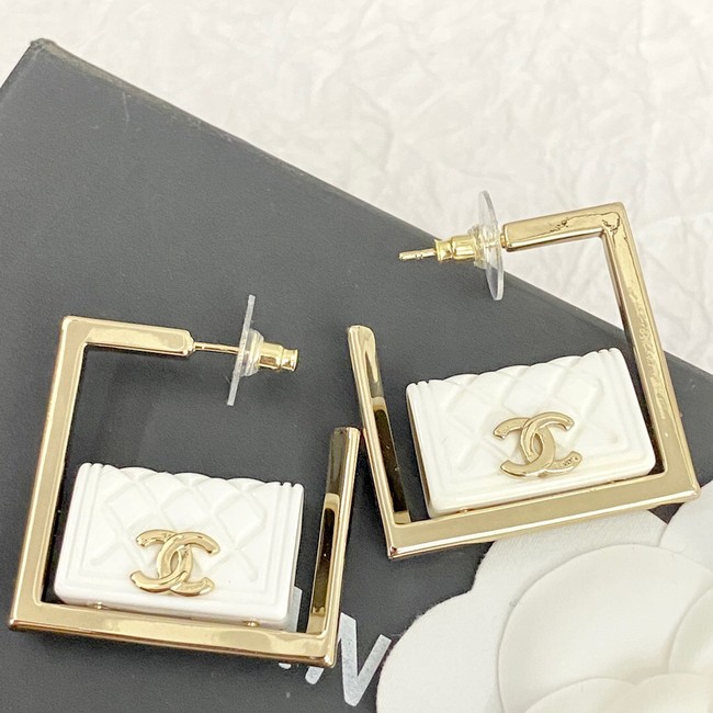 Chanel Earrings CE14622