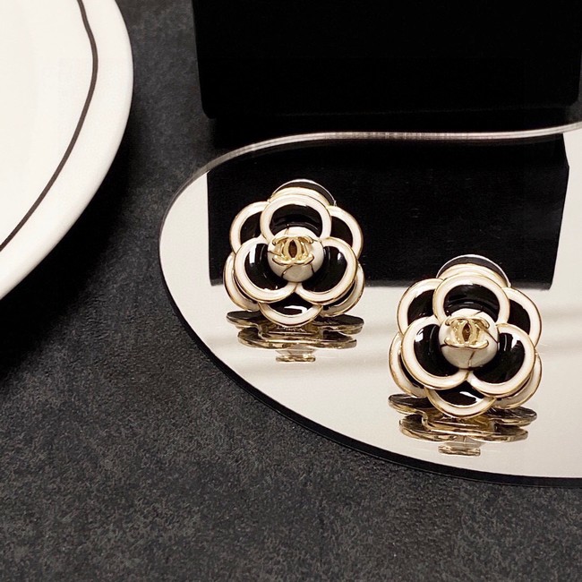 Chanel Earrings CE14636