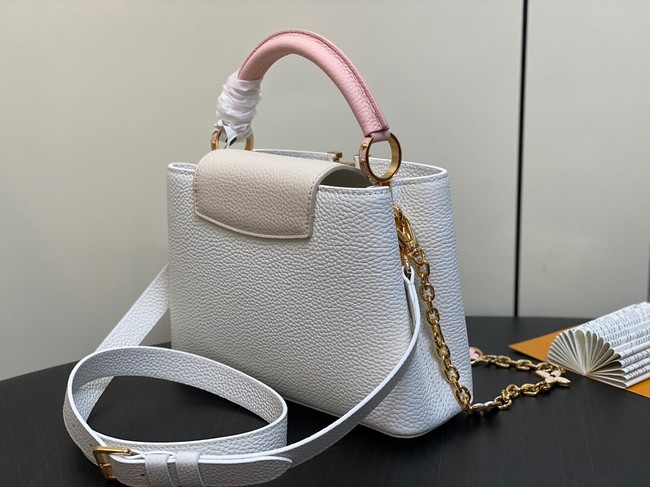 Louis Vuitton Capucines BB M52689 white