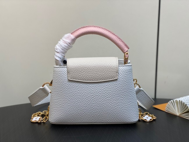 Louis Vuitton Capucines Mini M22916 white