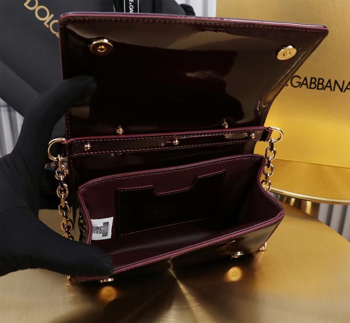 Dolce & Gabbana Patent leather Shoulder Bag G6504 Burgundy