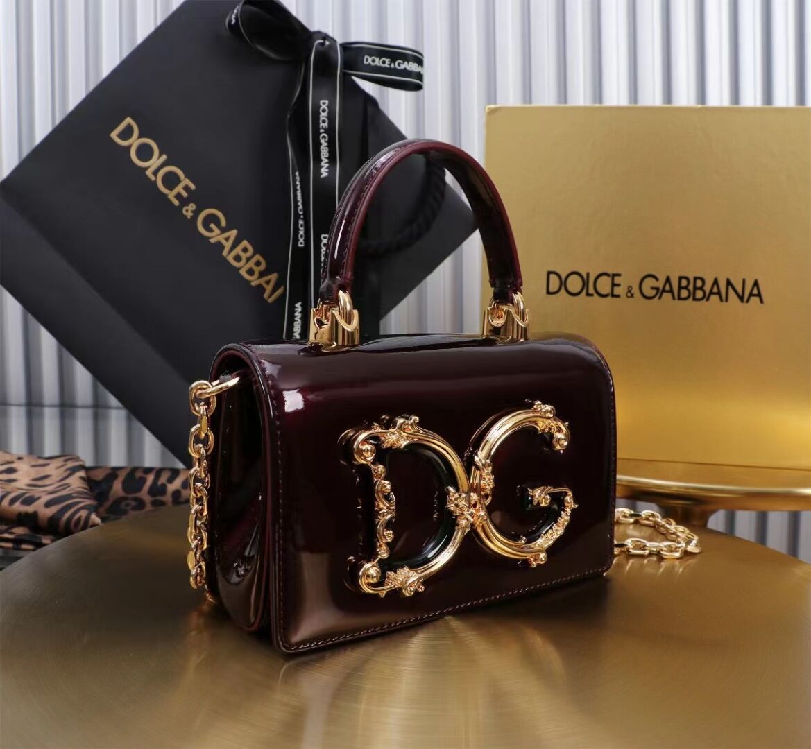 Dolce & Gabbana Patent leather Shoulder Bag G6504 Burgundy