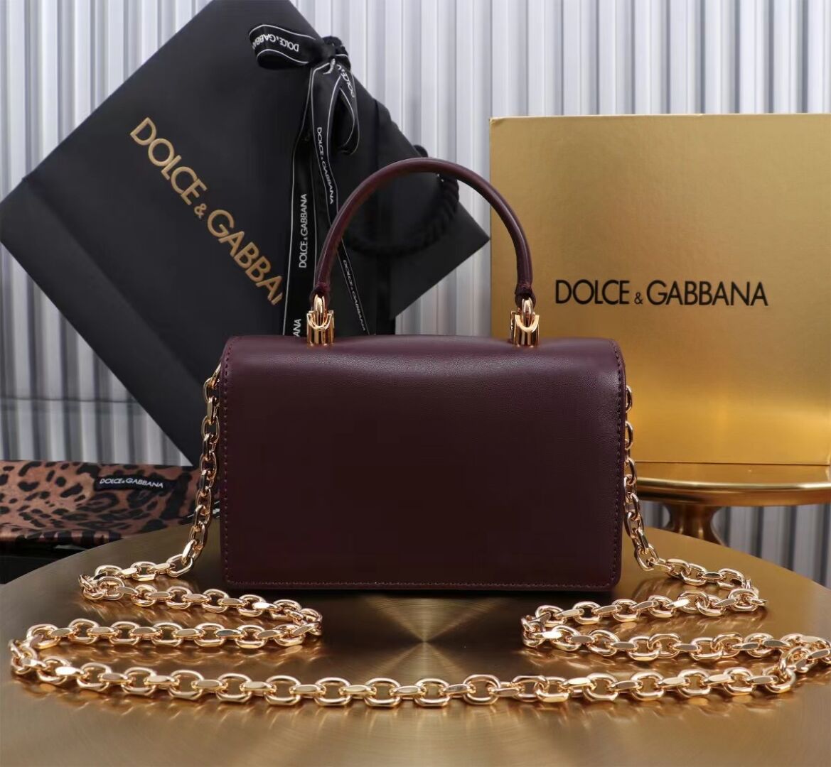 Dolce & Gabbana leather Shoulder Bag G6504 Burgundy